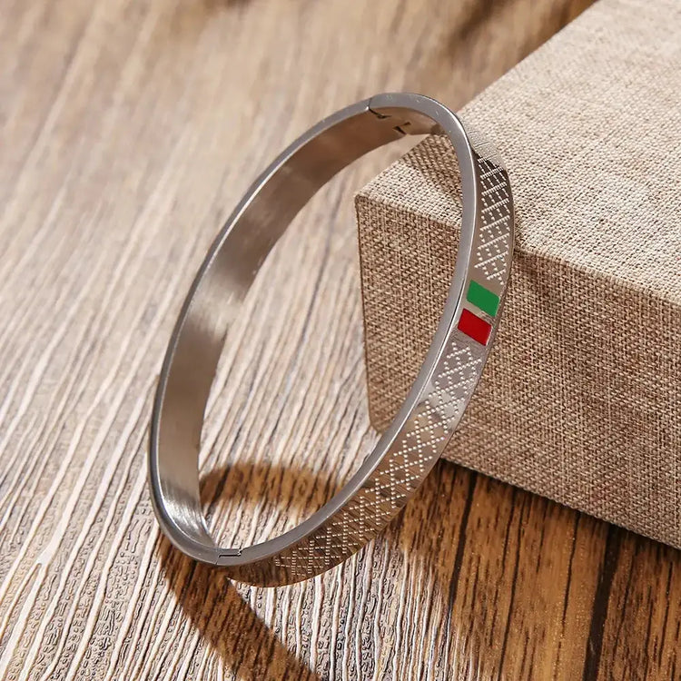 Luxury Stripe Bangle - Black - Silver - Luxury - Bangle - Gold